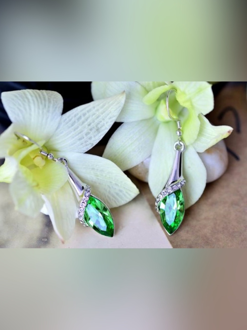 Green Crystal Drop Earrings - Elegant Women's Jewelry